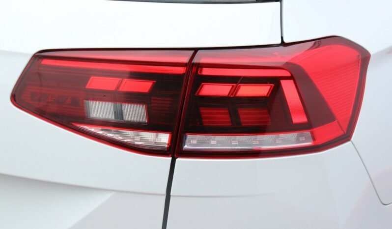 Volkswagen Passat ELEGANCE 2.0 TDI DSG Salon Polska GWARANCJA i RAPORT SelectCar+ FV 23% full
