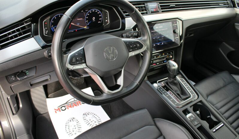 Volkswagen Passat ELEGANCE Dynaudio DSG Salon Polska GWARANCJA i RAPORT SelectCar+ FV23% full