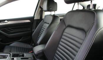 Volkswagen Passat ELEGANCE Dynaudio DSG Salon Polska GWARANCJA i RAPORT SelectCar+ FV23% full