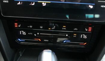 Volkswagen Passat ELEGANCE Dynaudio DSG Salon Polska GWARANCJA i RAPORT SelectCar+ FV23% full