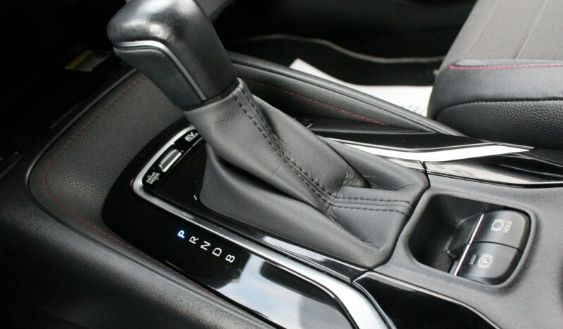 Toyota Corolla SELECTION 1.8 HYBRID Salon Polska GWARANCJA i RAPORT SelectCar+ FV 23% full