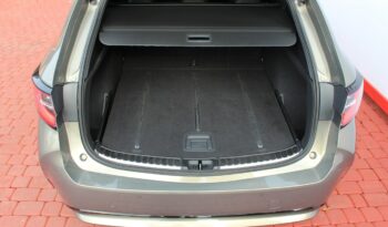 Toyota Corolla SELECTION 1.8 HYBRID Salon Polska GWARANCJA i RAPORT SelectCar+ FV 23% full