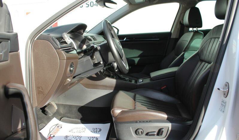 Škoda Superb Laurin&Klement 2.0 TSI 280KM 4×4 Salon PL GWARANCJA RAPORT SelectCar+ full
