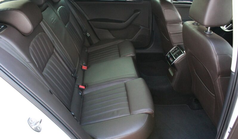Škoda Superb Laurin&Klement 2.0 TSI 280KM 4×4 Salon PL GWARANCJA RAPORT SelectCar+ full