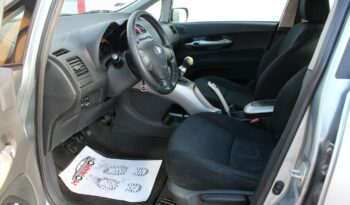 Toyota Auris 1.4 D-4D 90KM Od 2016 roku jeden właściciel Zadbany stan full