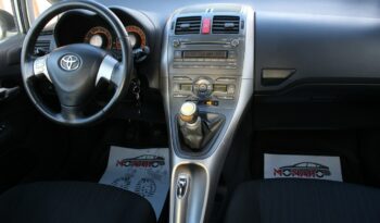 Toyota Auris 1.4 D-4D 90KM Od 2016 roku jeden właściciel Zadbany stan full