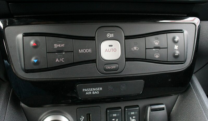 Nissan Leaf Napęd elektryczny 40 kWh Salon PL 1-właściciel RAPORT SelectCar+ FV23% full