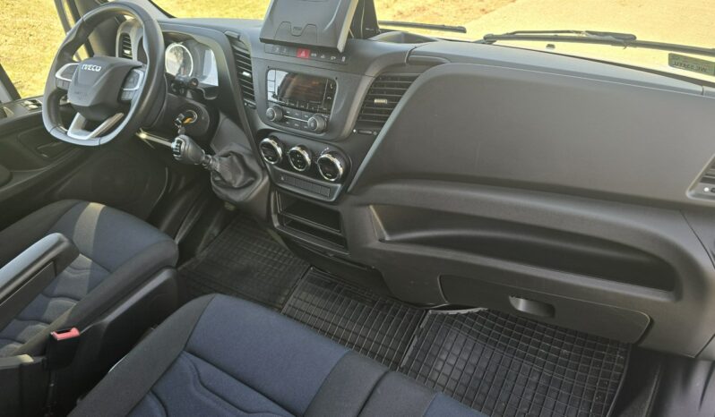 Iveco Daily 35S16H3 IGLOOCAR 3.0 HPI Salon Polska Sprzedaje 1 właściciel FV 23% full