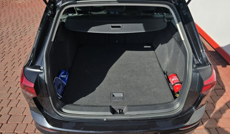 Volkswagen Golf VIII Variant 2.0 TDI Salon Polska Serwis Finansowanie Zamiana FV 23% full
