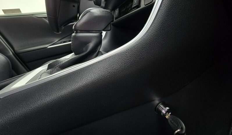 Toyota RAV-4 SELECTION 2.5 HYBRYDA Biała perła, Salon Polska, Możliwa zamiana full