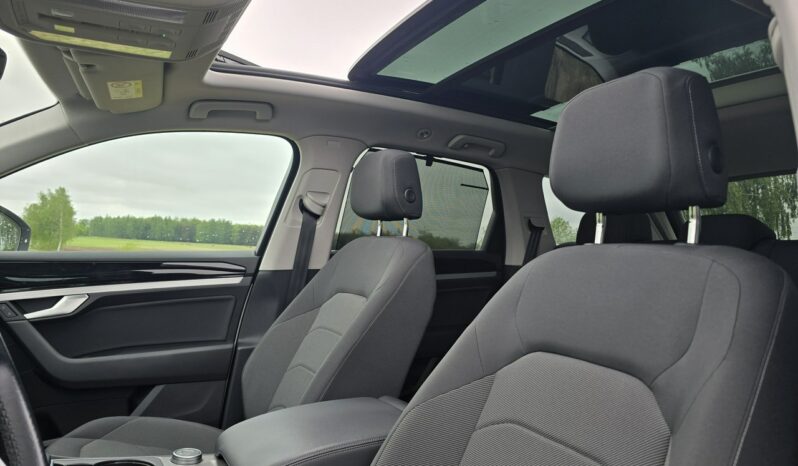 Volkswagen Touareg 3.0 V6 TDI 4Motion DSG Panorama, Hak, Salon Polska, Możliwa zamiana full