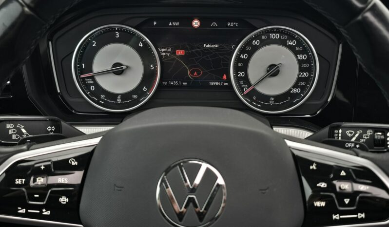 Volkswagen Touareg 3.0 V6 TDI 4Motion DSG Panorama, Hak, Salon Polska, Możliwa zamiana full