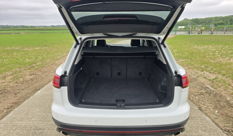 Volkswagen Touareg 3.0 V6 TDI 4Motion DSG Panorama, Hak, Salon Polska, Możliwa zamiana full