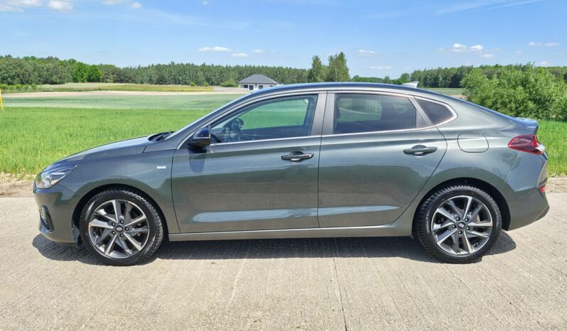 Hyundai i30 Fastback 1.5 T-GDi Automat 7DCT 48V 160KM Smart Salon Polska, Zamiana full