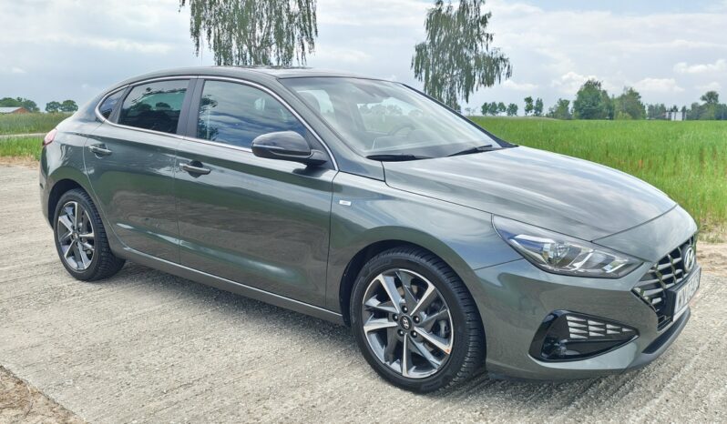 Hyundai i30 Fastback 1.5 T-GDi Automat 7DCT 48V 160KM Smart Salon Polska 41.000 km full