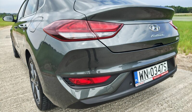Hyundai i30 Fastback 1.5 T-GDi Automat 7DCT 48V 160KM Smart Salon Polska 41.000 km full