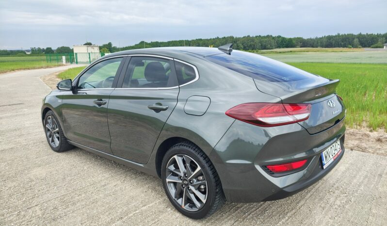 Hyundai i30 Fastback 1.5 T-GDi Automat 7DCT 48V 160KM Smart Salon Polska 41.000 km full