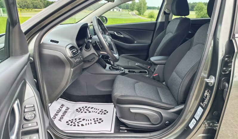 Hyundai i30 Fastback 1.5 T-GDi Automat 7DCT 48V 160KM Smart Salon Polska 41.000 km full
