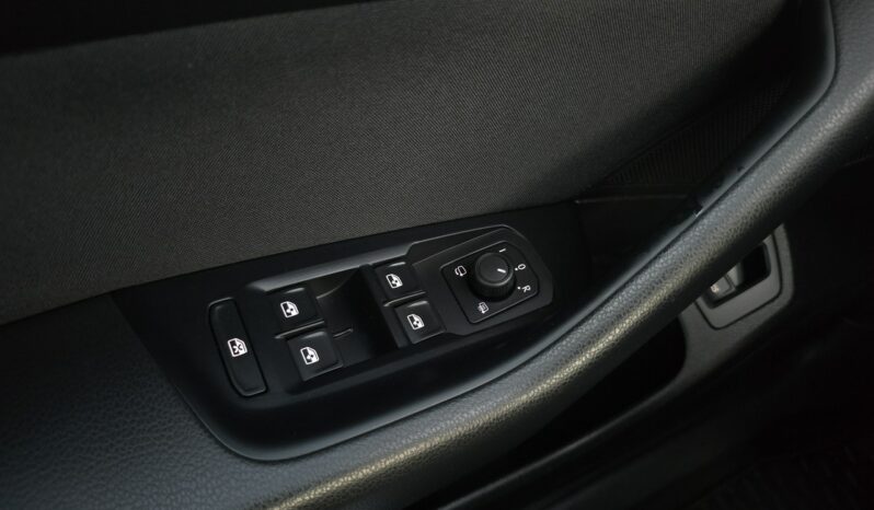 Volkswagen Passat Business 2.0 TDI DSG Variant Salon Polska, Możliwa zamiana full