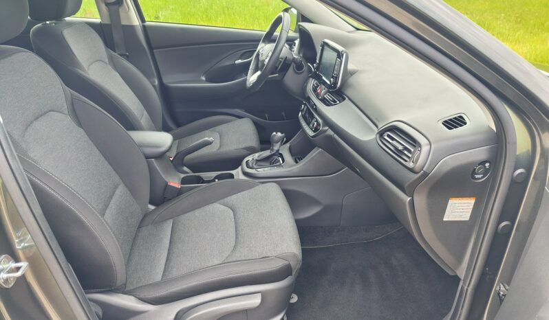 Hyundai i30 Fastback 1.5 T-GDi Automat 7DCT 48V 160KM Smart Salon Polska 41.000 km full