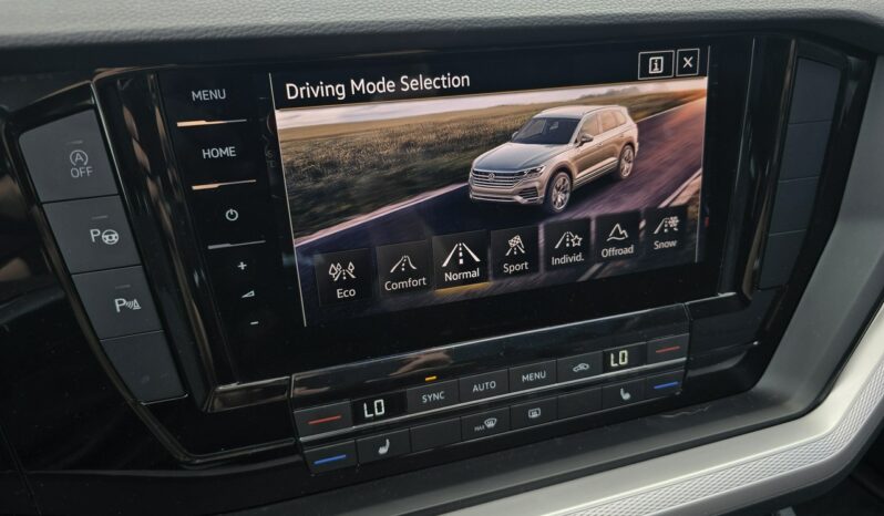Volkswagen Touareg 3.0 V6 TDI 4Motion DSG Panorama dach Salon Polska Gwarancja do 3 lat! full
