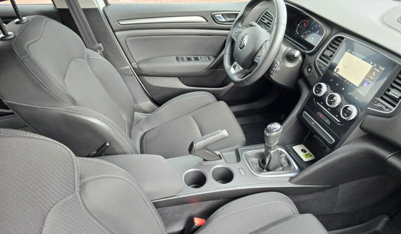 Renault Megane Grandtour 1.3 TCe 140KM Biała Perła Salon Polska Gwarancja do 3 lat! full