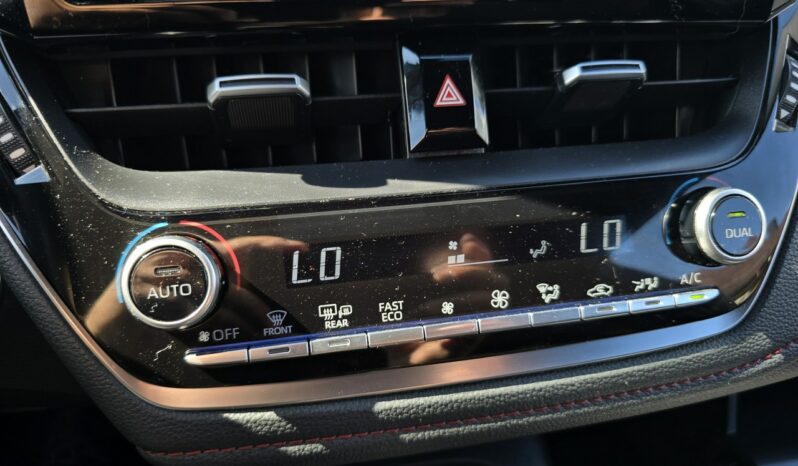 Toyota Corolla SELECTION 1.8 HYBRID Bogata wersja Salon Polska Gwarancja do 3 lat! full