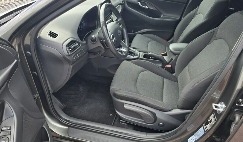 Hyundai i30 Fastback 1.5 T-GDi 7DCT 48V 160KM Salon Polska Gwarancja do 3 lat! full