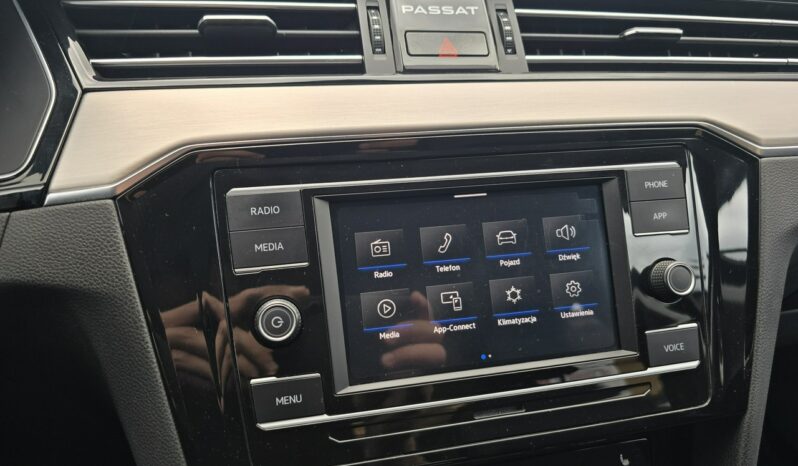 Volkswagen Passat ELEGANCE Sedan 1.5 TSI 150KM Salon Polska Gwarancja do 3 lat! full
