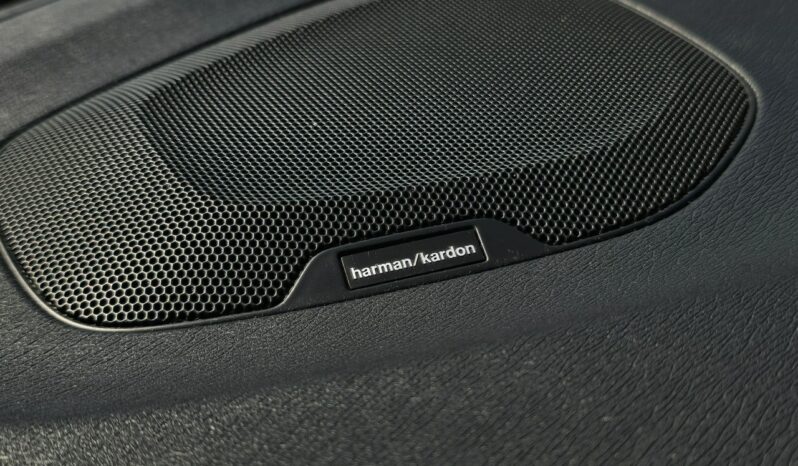 Volvo V40 R-DESIGN 2.0 D2 120KM Harman Kardon Nowy rozrząd Gwarancja do 3 lat! full