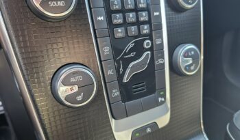 Volvo V40 R-DESIGN 2.0 D2 120KM Harman Kardon Nowy rozrząd Gwarancja do 3 lat! full