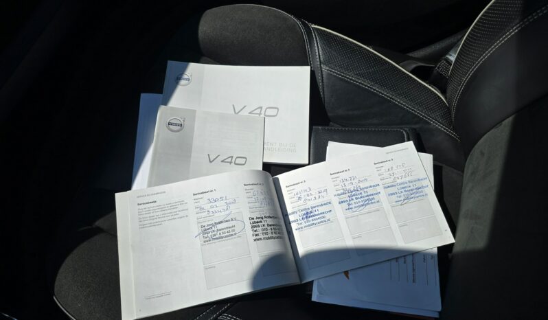 Volvo V40 R-DESIGN 2.0 D2 120KM Harman Kardon Nowy rozrząd Gwarancja do 3 lat! full