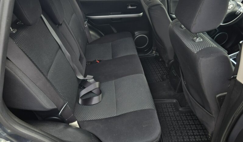 Suzuki Grand Vitara 1.9 DDiS Napęd 4×4 Hak Klimatyzacja Jeden właściciel od 2018 roku full