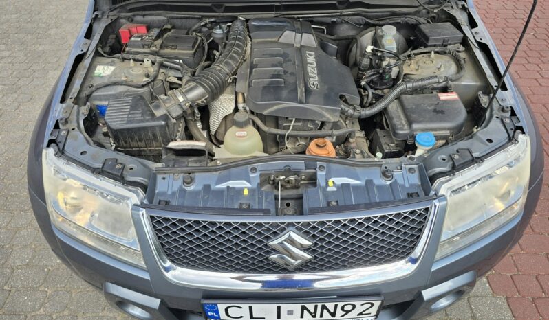 Suzuki Grand Vitara 1.9 DDiS Napęd 4×4 Hak Klimatyzacja Jeden właściciel od 2018 roku full