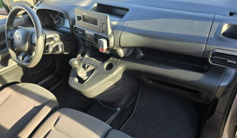 Toyota ProAce City 1.5 D-4D 3-osobowa Salon Polska Nowy rozrząd! Gwarancja do 3 lat! full