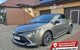 Toyota Corolla SELECTION 1.8 HYBRID Bogata wersja Salon Polska Gwarancja do 3 lat!