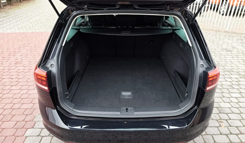 Volkswagen Passat Variant 2.0 TDI 150KM Salon Polska Gwarancja do 3 lat! full